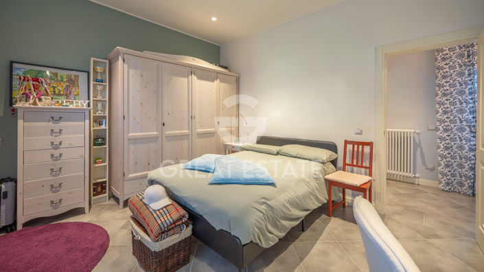 Image No.20-4 Bed Apartment for sale