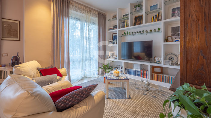 Image No.6-4 Bed Apartment for sale