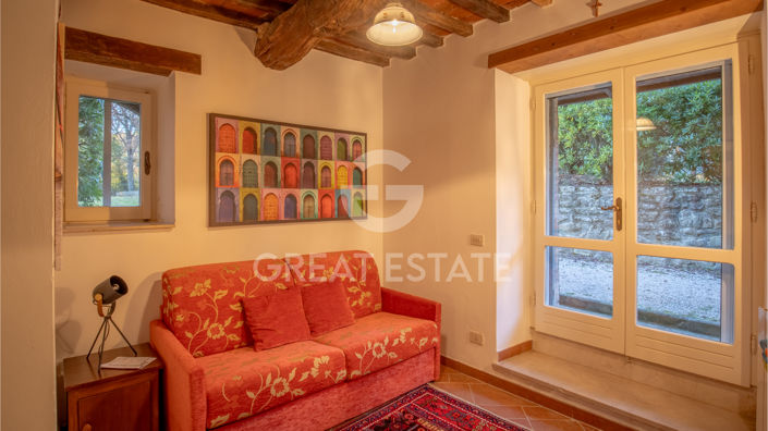 Image No.18-3 Bed Country House for sale