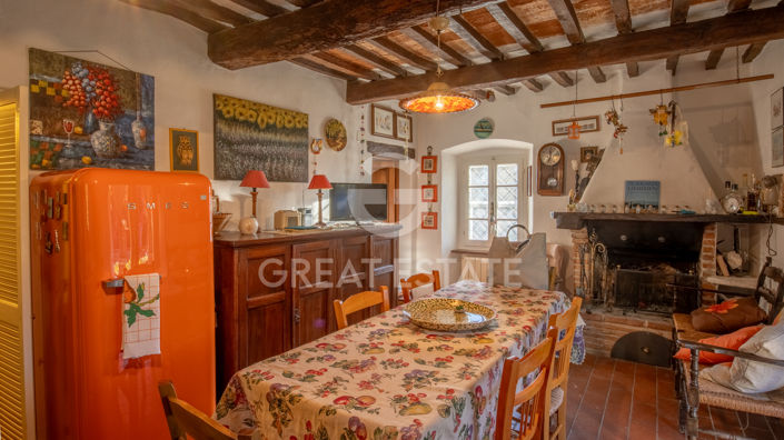 Image No.2-3 Bed Country House for sale