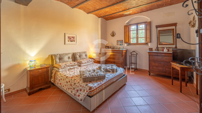Image No.27-3 Bed Country House for sale