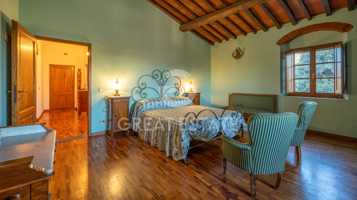 Image No.40-3 Bed Country House for sale