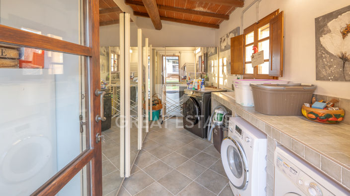 Image No.47-3 Bed Country House for sale