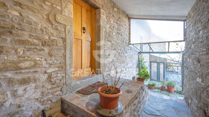 Image No.20-5 Bed Country House for sale