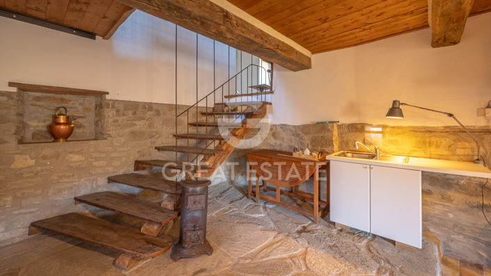 Image No.30-5 Bed Country House for sale