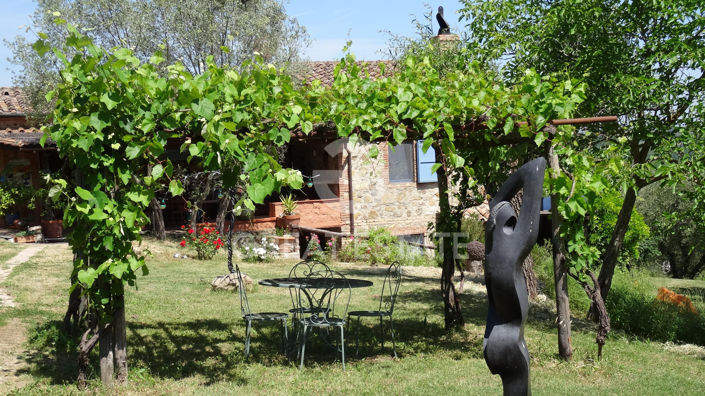 Image No.12-Maison de campagne de 6 chambres à vendre à Radicondoli