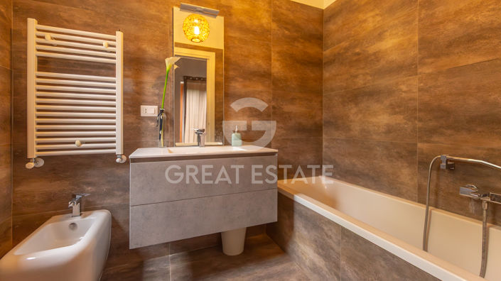 Image No.26-Villa de 3 chambres à vendre à Terni