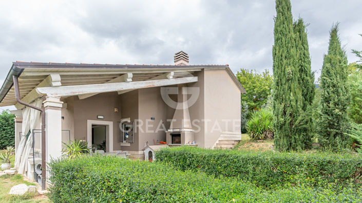 Image No.4-Villa de 3 chambres à vendre à Terni