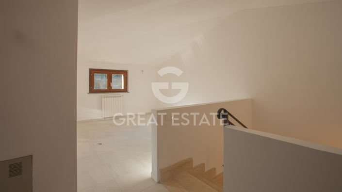 Image No.17-3 Bed Villa for sale