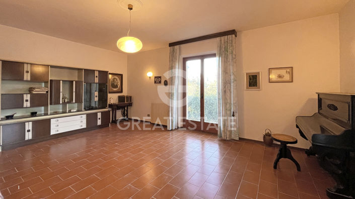 Image No.17-Maison de campagne de 4 chambres à vendre à Montepulciano