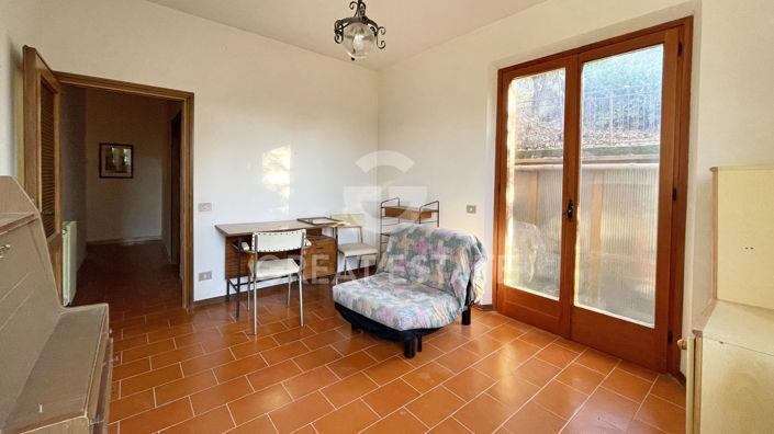 Image No.23-Maison de campagne de 4 chambres à vendre à Montepulciano