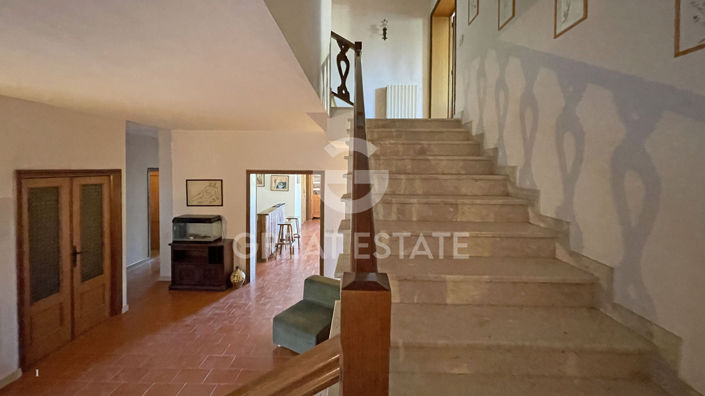 Image No.24-Maison de campagne de 4 chambres à vendre à Montepulciano