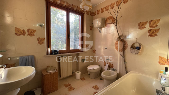 Image No.34-Maison de campagne de 4 chambres à vendre à Montepulciano