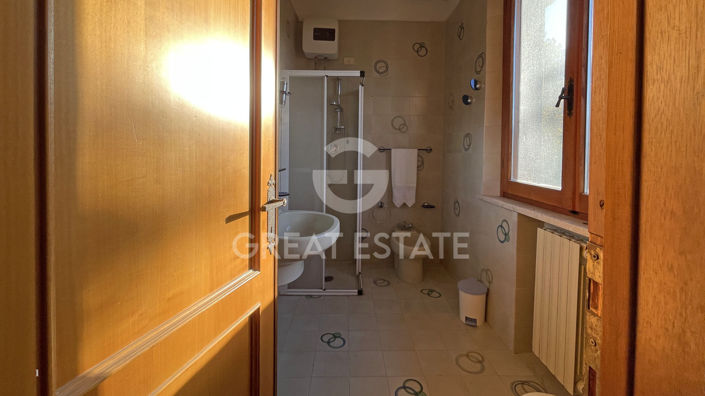 Image No.39-Maison de campagne de 4 chambres à vendre à Montepulciano