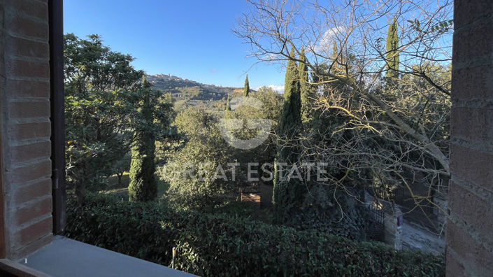 Image No.40-Maison de campagne de 4 chambres à vendre à Montepulciano