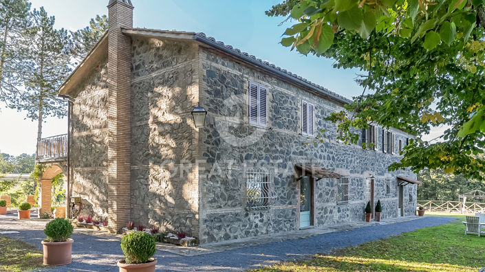 Image No.11-Maison de campagne de 7 chambres à vendre à Orvieto