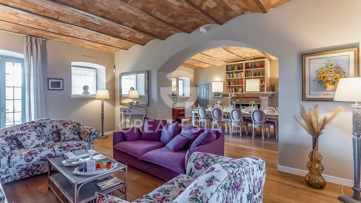 Image No.2-Maison de campagne de 7 chambres à vendre à Orvieto