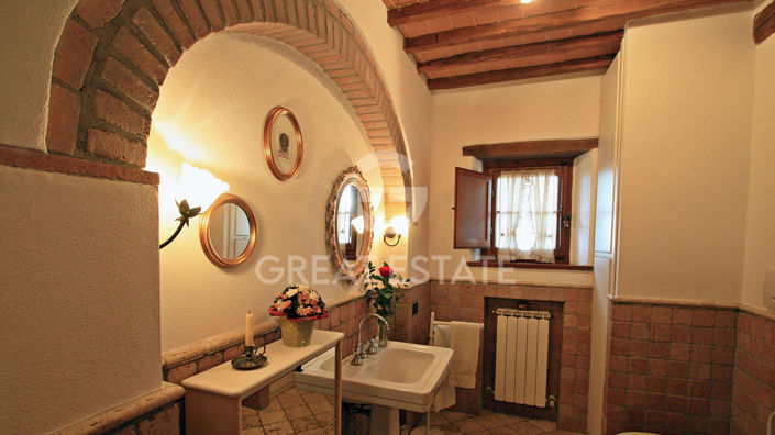 Image No.36-Maison de campagne de 4 chambres à vendre à Volterra