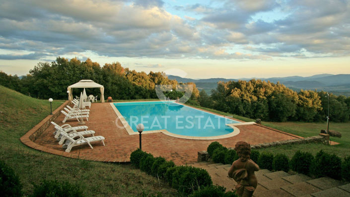 Image No.48-Maison de campagne de 4 chambres à vendre à Volterra