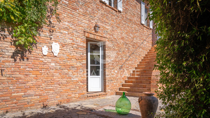 Image No.12-Maison de campagne de 4 chambres à vendre à Castiglione del Lago