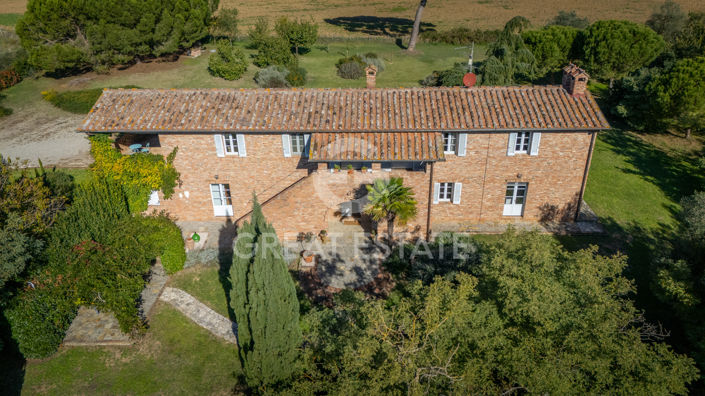 Image No.13-Maison de campagne de 4 chambres à vendre à Castiglione del Lago