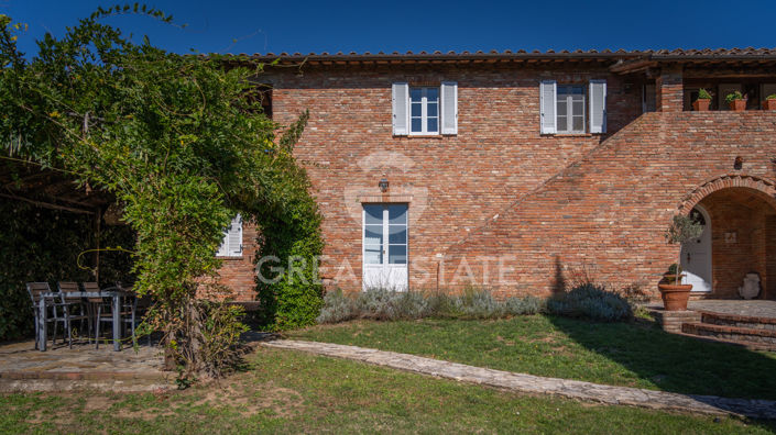 Image No.7-Maison de campagne de 4 chambres à vendre à Castiglione del Lago