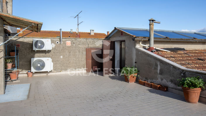 Image No.10-4 Bed Property for sale