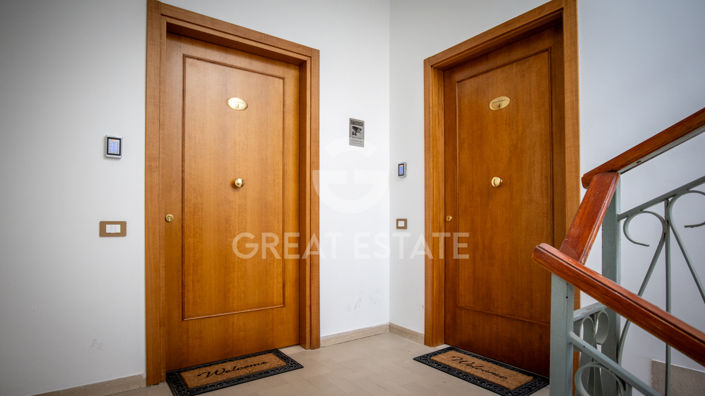 Image No.23-4 Bed Property for sale