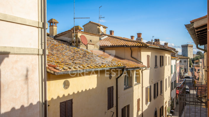 Image No.3-4 Bed Property for sale