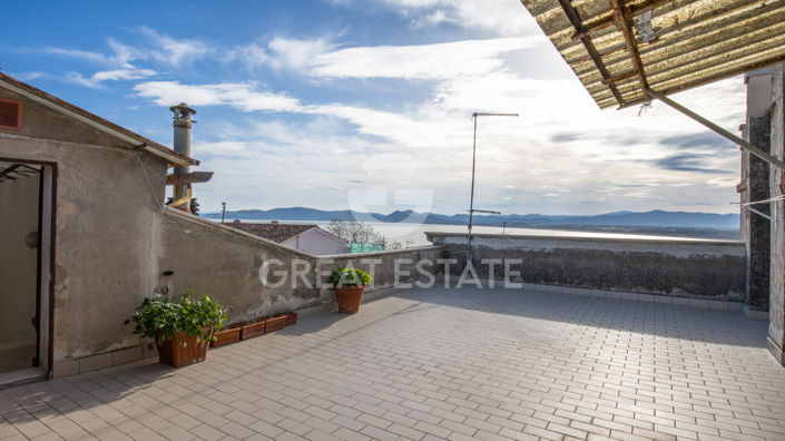 Image No.8-4 Bed Property for sale