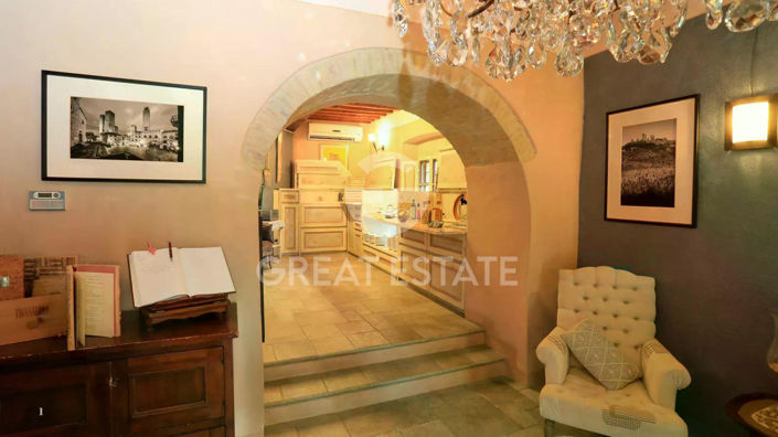 Image No.15-18 Bed Country House for sale