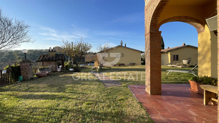 Image No.16-10 Bed Country House for sale