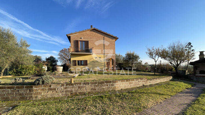 Image No.18-10 Bed Country House for sale