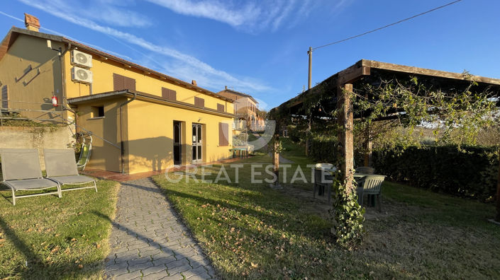 Image No.22-10 Bed Country House for sale