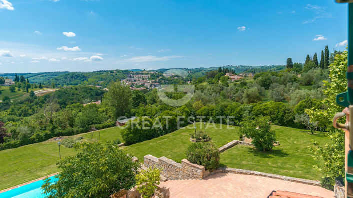 Image No.22-5 Bed Country House for sale