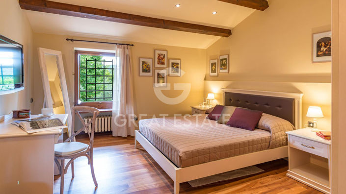 Image No.34-5 Bed Country House for sale