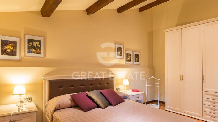 Image No.35-5 Bed Country House for sale