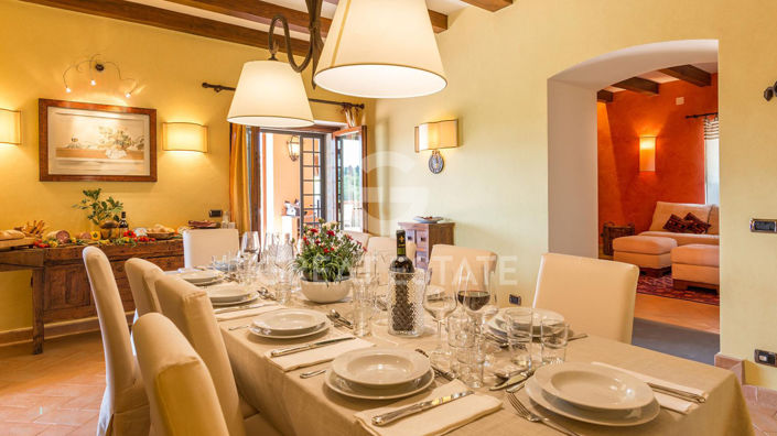 Image No.6-5 Bed Country House for sale