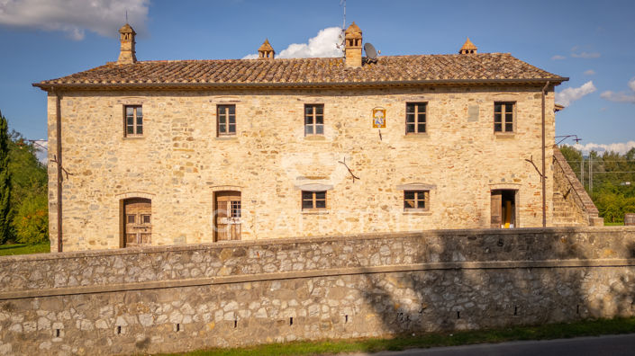 Image No.13-Maison de campagne de 5 chambres à vendre à Umbertide