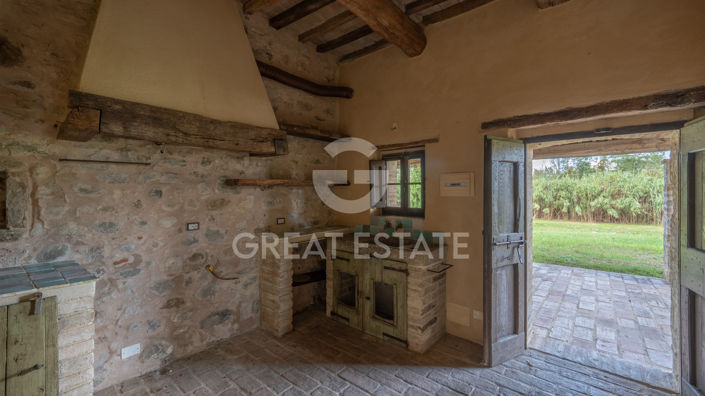 Image No.29-Maison de campagne de 5 chambres à vendre à Umbertide