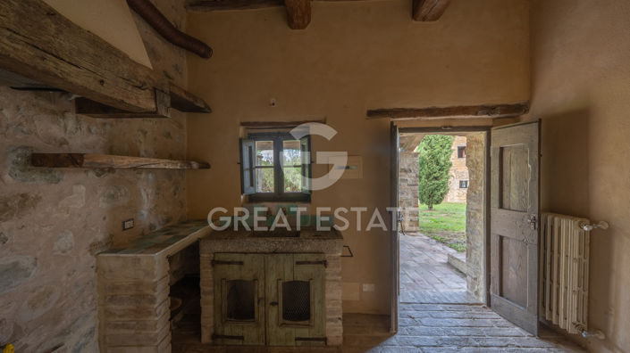 Image No.30-Maison de campagne de 5 chambres à vendre à Umbertide