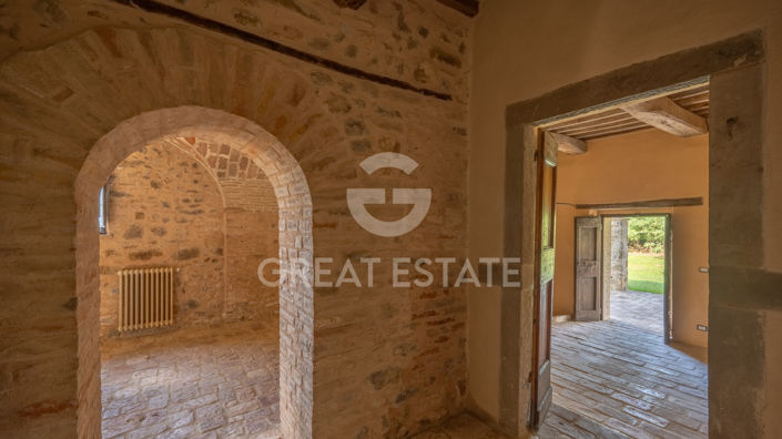 Image No.33-Maison de campagne de 5 chambres à vendre à Umbertide