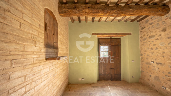 Image No.34-Maison de campagne de 5 chambres à vendre à Umbertide