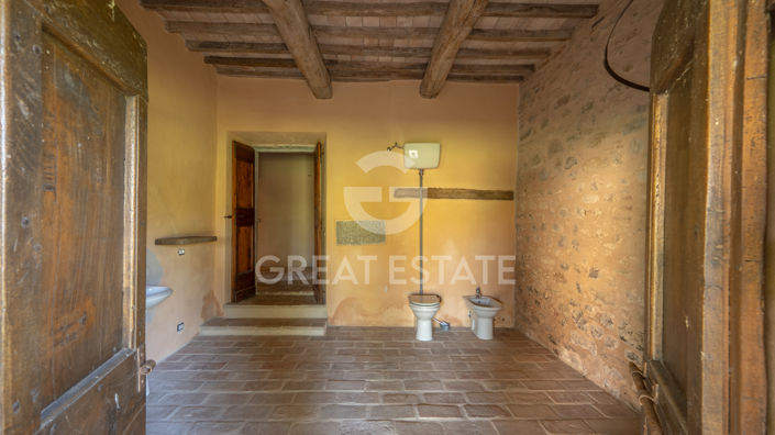 Image No.39-Maison de campagne de 5 chambres à vendre à Umbertide