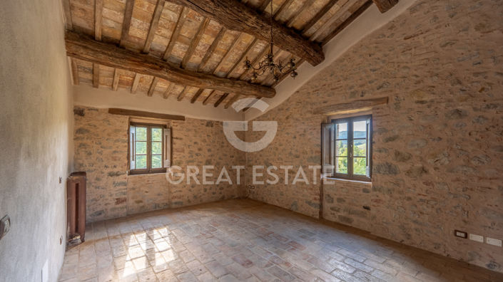 Image No.56-Maison de campagne de 5 chambres à vendre à Umbertide