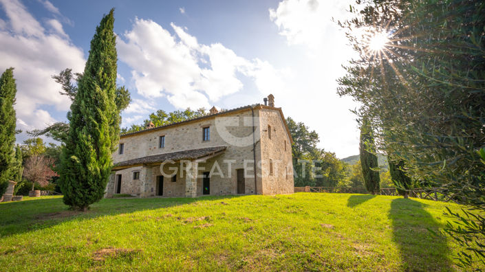 Image No.9-Maison de campagne de 5 chambres à vendre à Umbertide