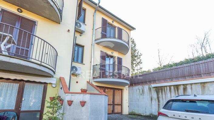 Image No.12-3 Bed Villa for sale