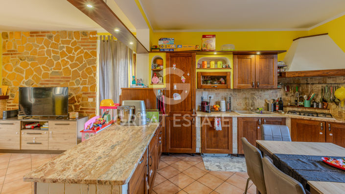 Image No.13-3 Bed Villa for sale