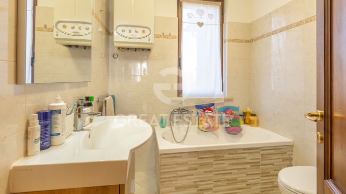 Image No.20-3 Bed Villa for sale