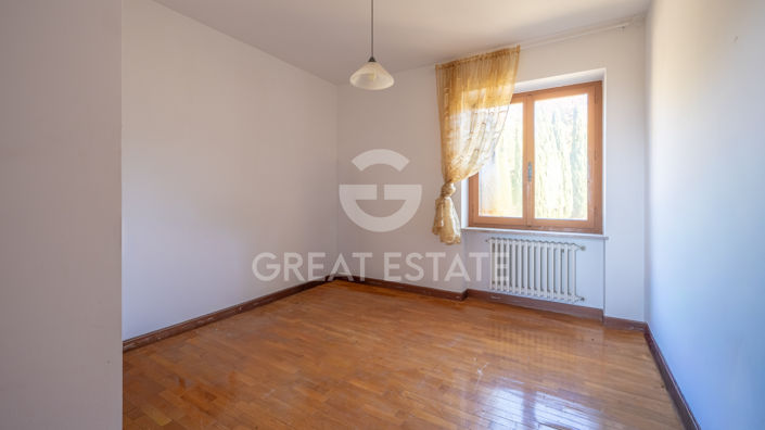 Image No.23-3 Bed Country House for sale